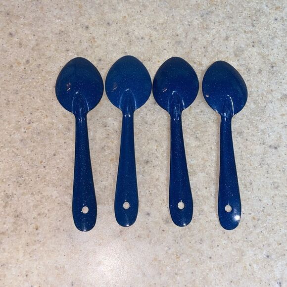 Vintage White And Blue Speckled Enamelware Spoons Four Piece - Picture 6 of 8